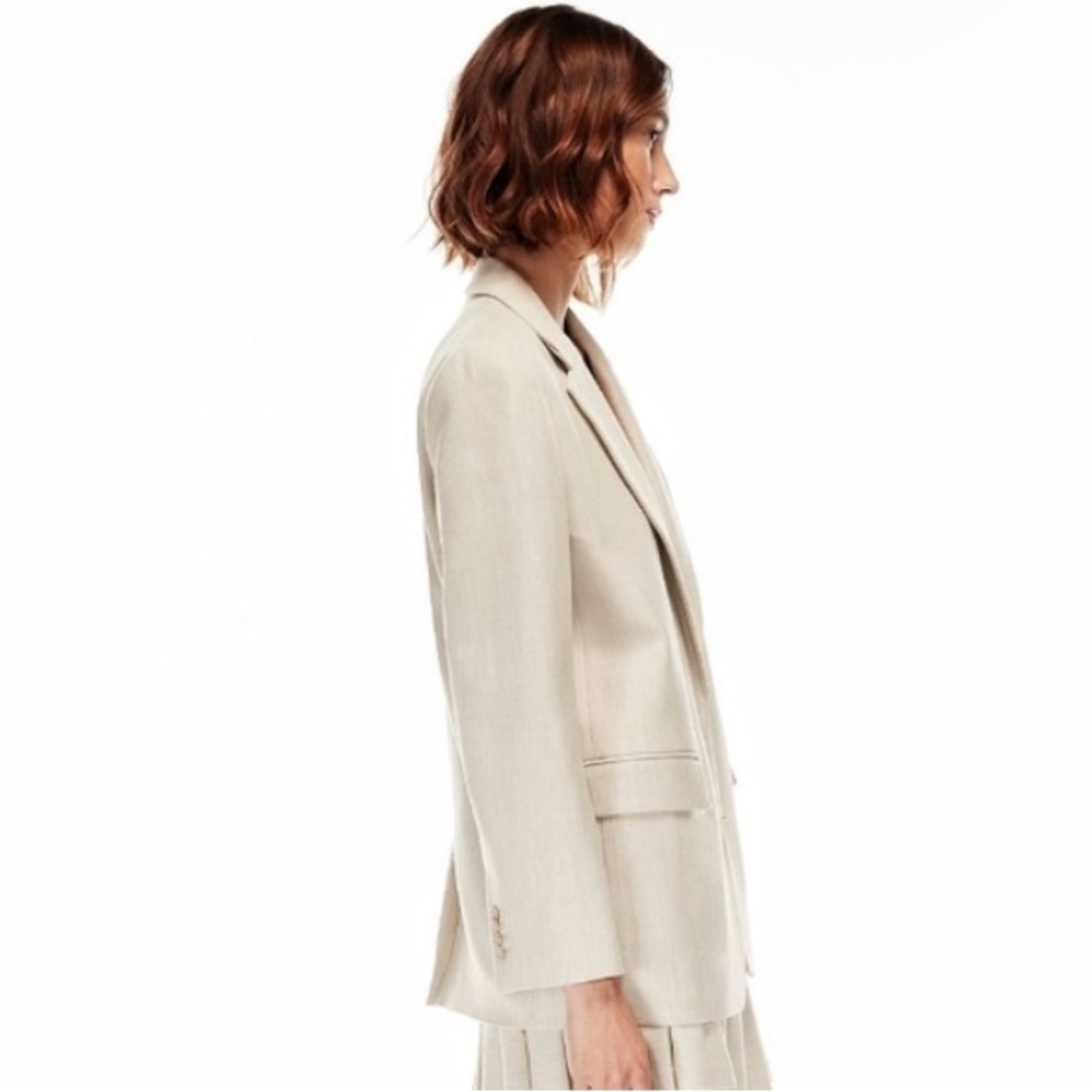 Aritzia Wilfred Sophia Houndstooth Oversized Blazer in beige - size small - Picture 3 of 12